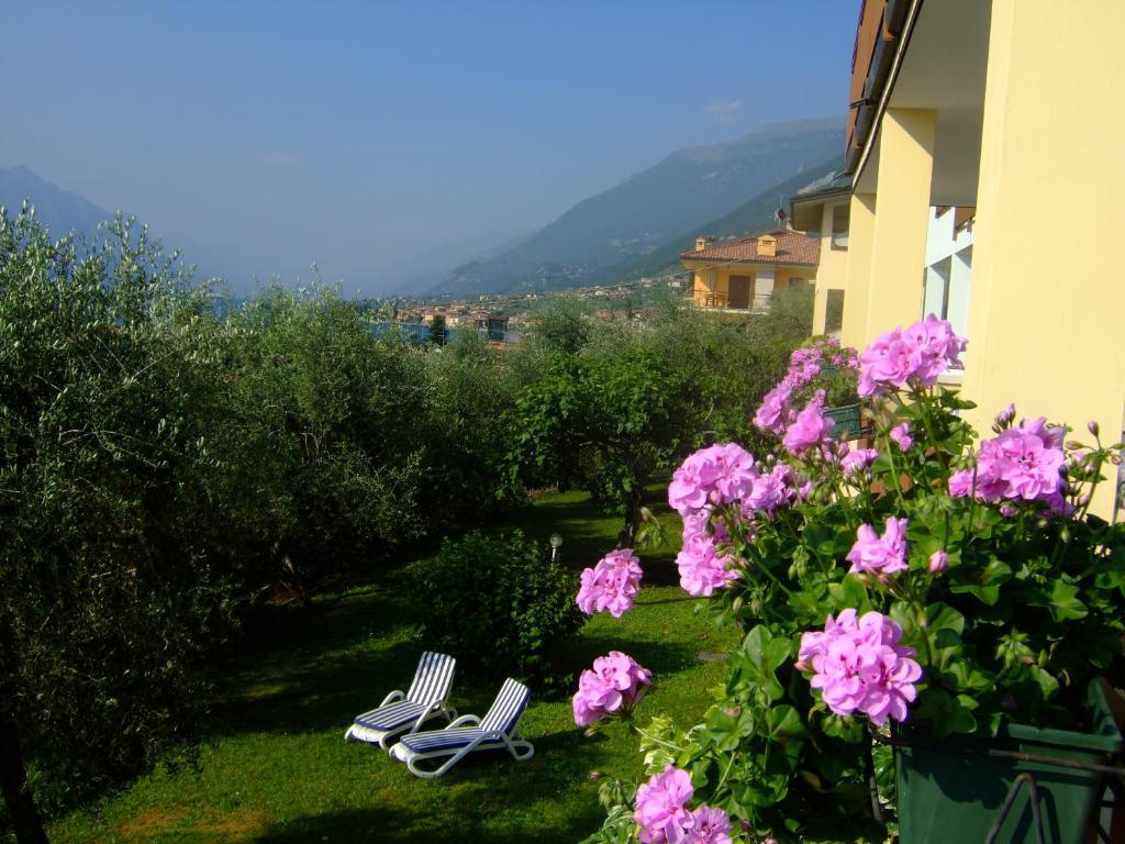 Residence San Vito Brenzone sul Garda Rum bild