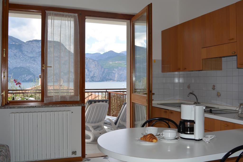 Residence San Vito Brenzone sul Garda Exteriör bild